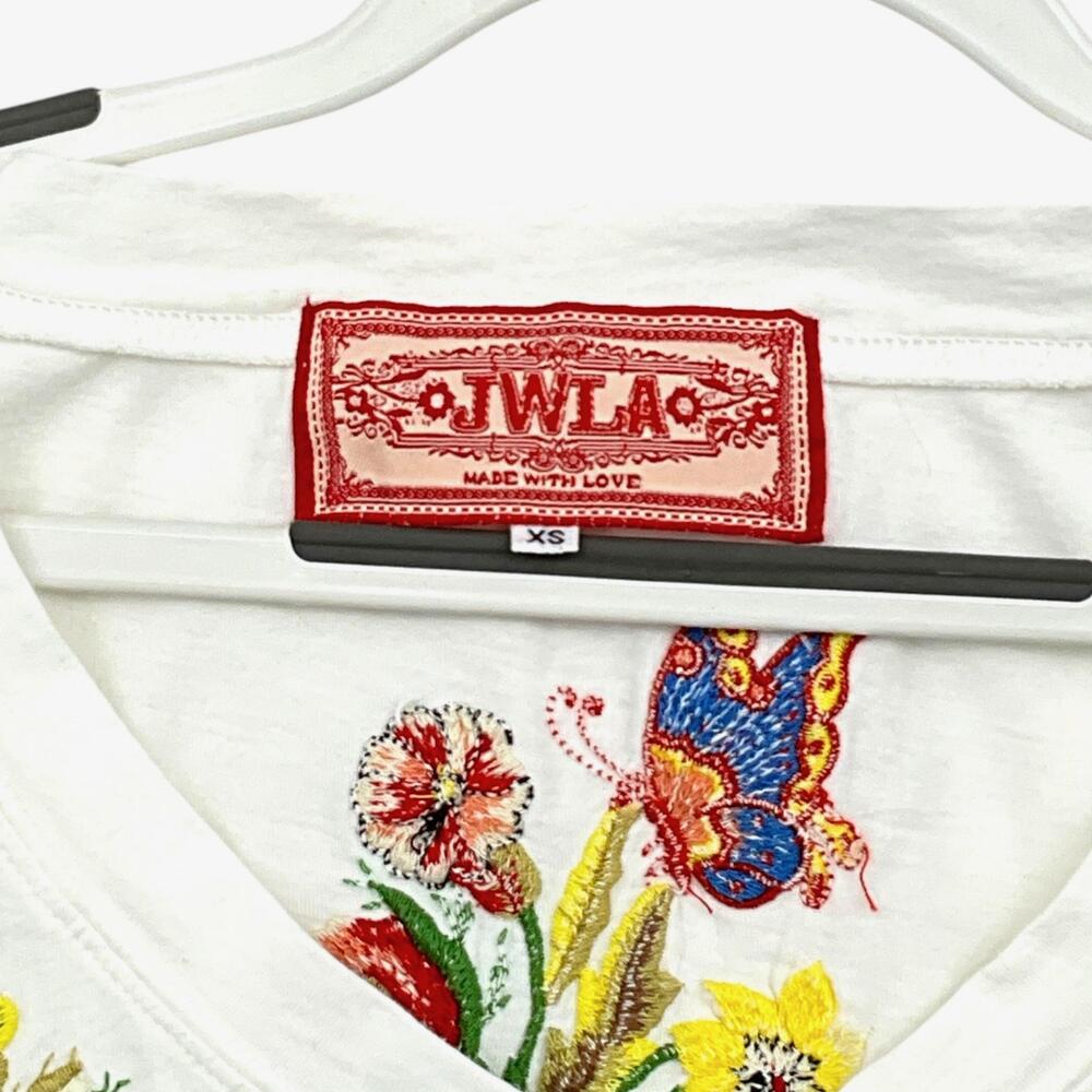 Johnny Was JWLA Top Womens XS White Embroidered *READ* Floral V Neck T Shirt - Picture 4 of 12